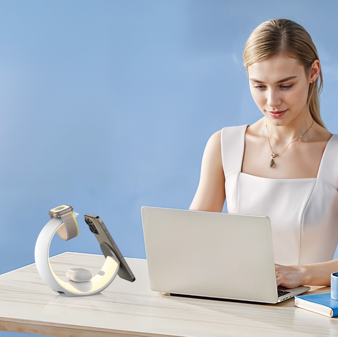 3_شارژر وایرلس 4 در 1 مون گرین لاین Moon Charge