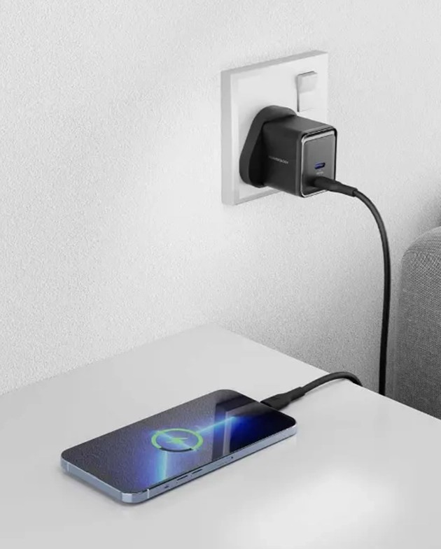 1_شارژر دیواری 35 وات پاورولوژی PWCUQC012-BK